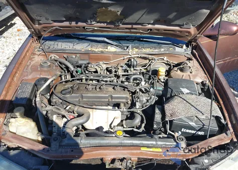 1998 Nissan Altima Gle/Gxe/Se/Xe z USA, uszkodzony, nr VIN 1N4DL01D3WC133813